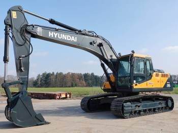 Hyundai 215 Excavator