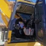 Secondhand Excavator Komatsu PC220 Original Japan Medium Excavators in Stock on Sale