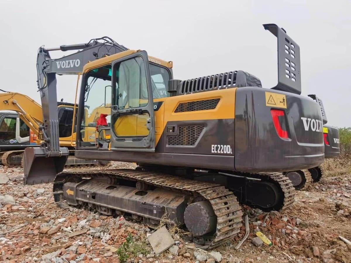 Used volvo EC220D Excavator Main Improving Fuel Efficiency methods