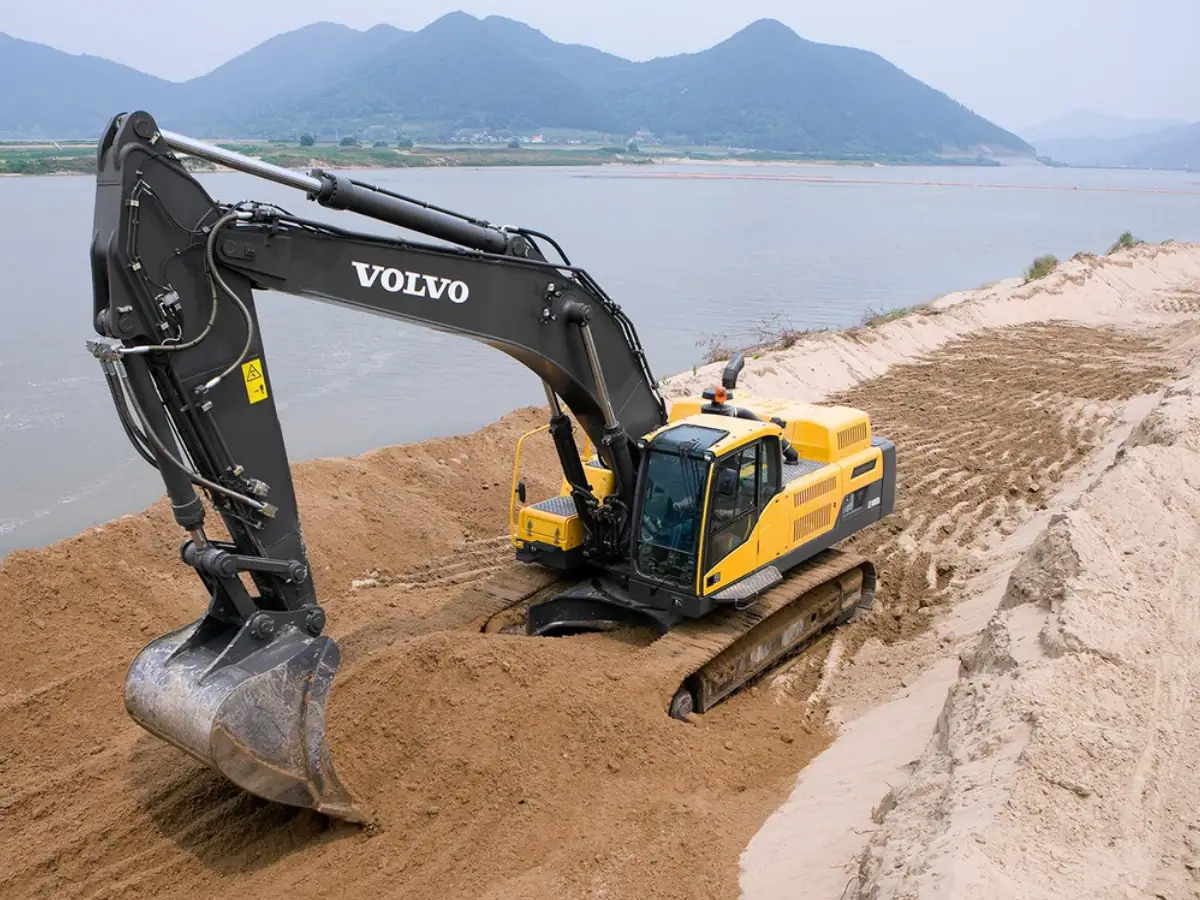 excavator digging