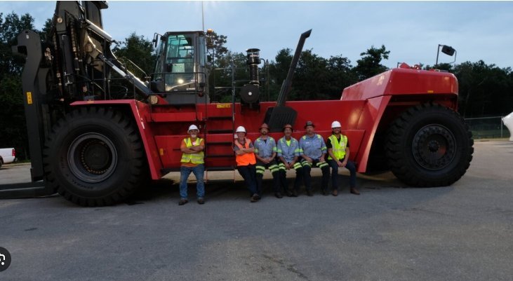 What is the World's Biggest Forklift? 1 biggest forklift4