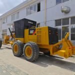 CAT 120 grader